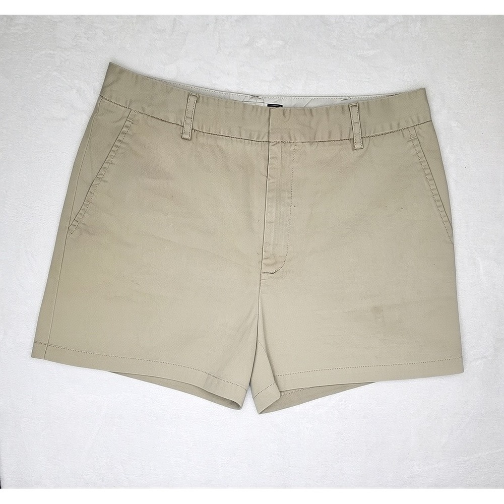 GAP Loose Fit Chino Shorts 10R Tan Khaki Cotton Casual Mid Rise